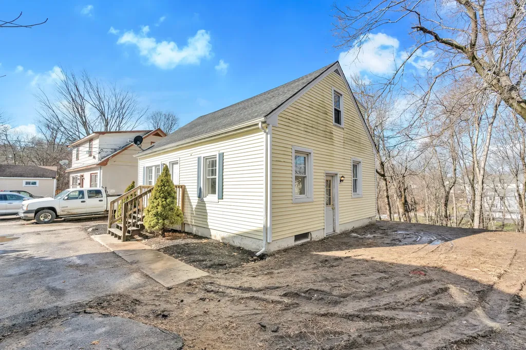 7 Beaudoin Court Rochester NH 03867