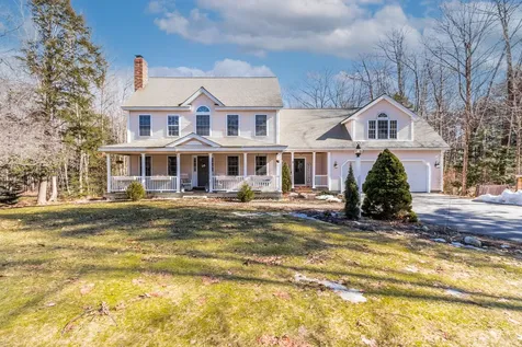 9 Lillian Way Scarborough ME 04074