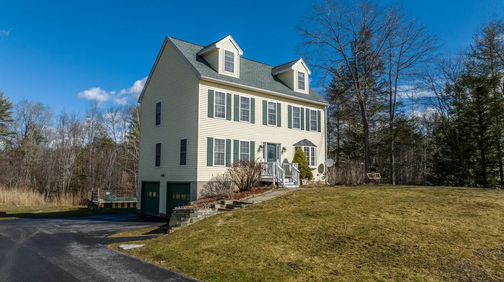 38 Brittany Lane Barrington NH 03825