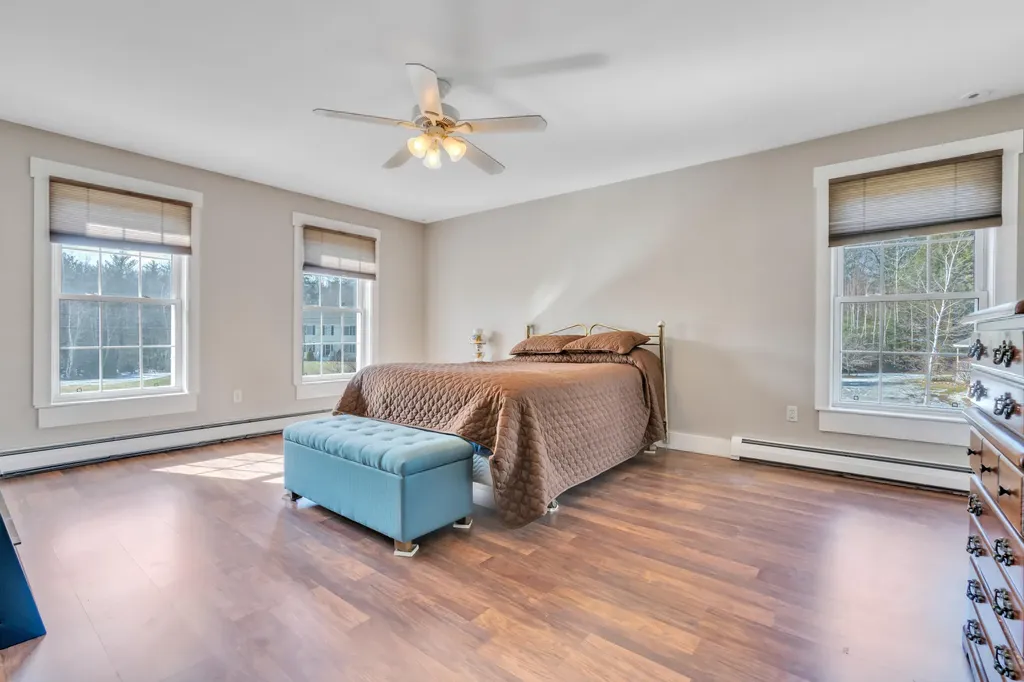 38 Brittany Lane Barrington NH 03825