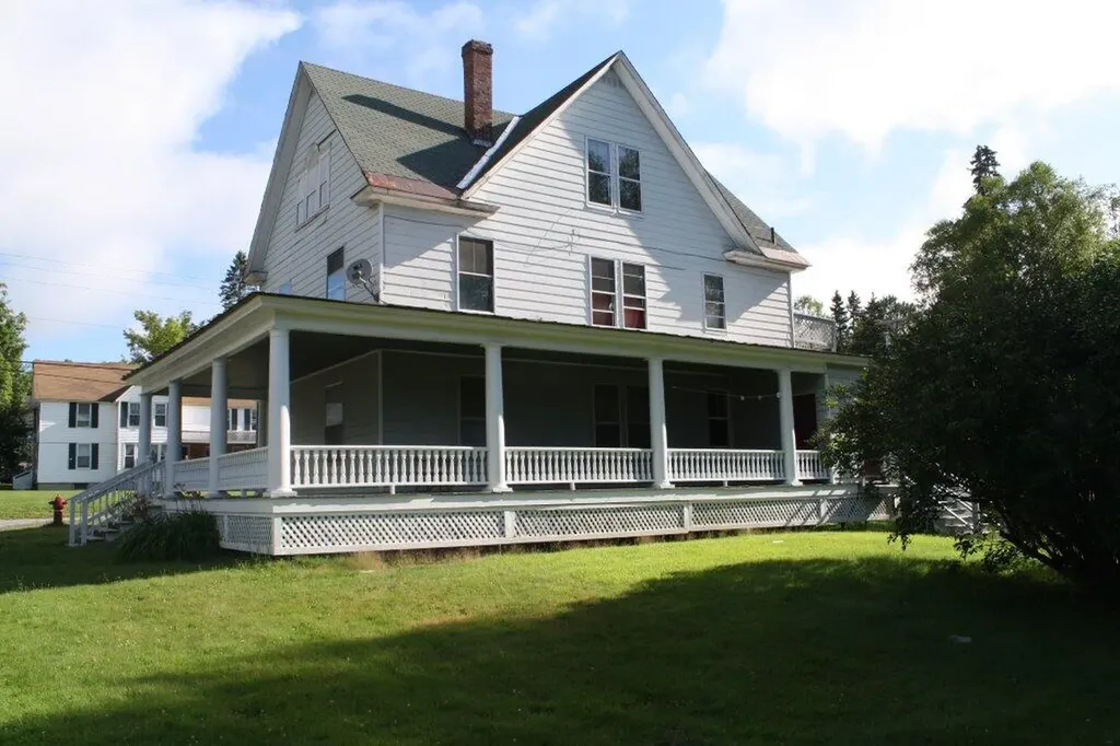 33 Allen Street Rangeley ME 04970