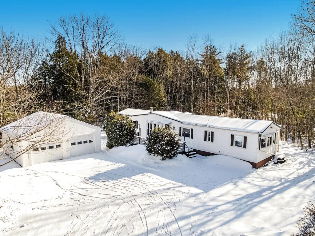49 Eight Rod Road Augusta ME 04330