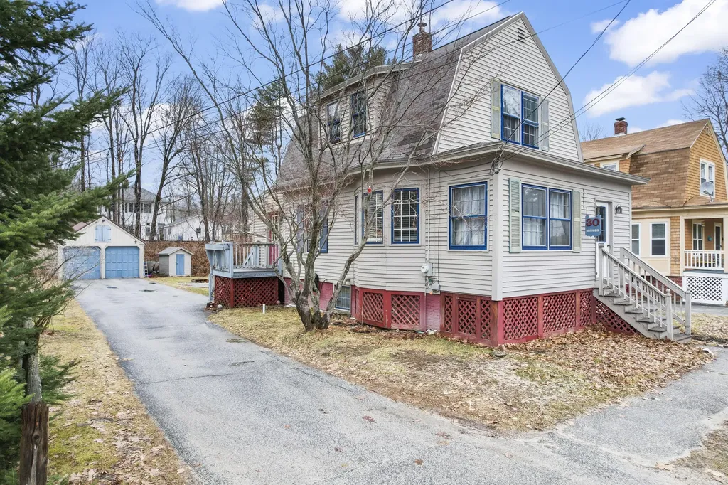 30 Linden Street Auburn ME 04210