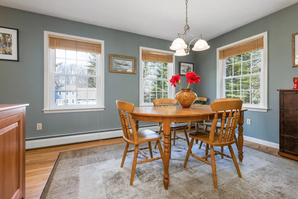 14 Windsor Pines Drive Scarborough ME 04074