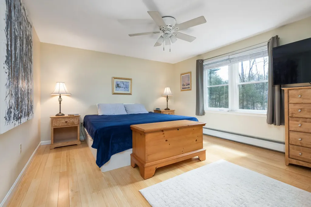 14 Windsor Pines Drive Scarborough ME 04074