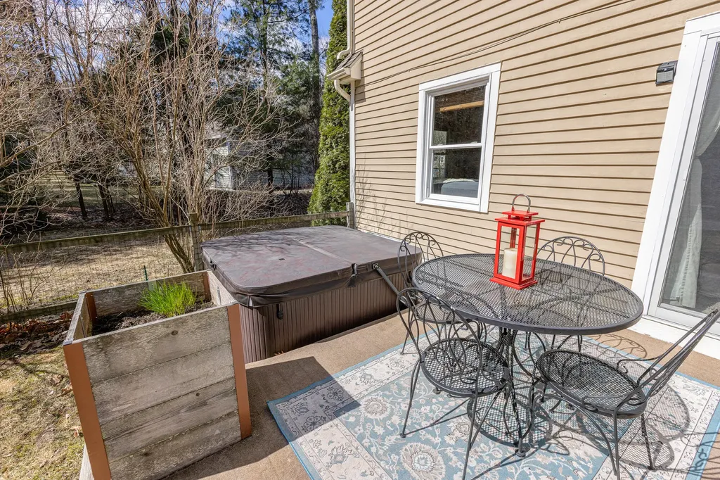 14 Windsor Pines Drive Scarborough ME 04074