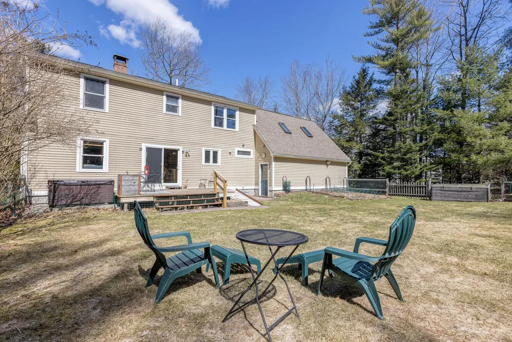 14 Windsor Pines Drive Scarborough ME 04074