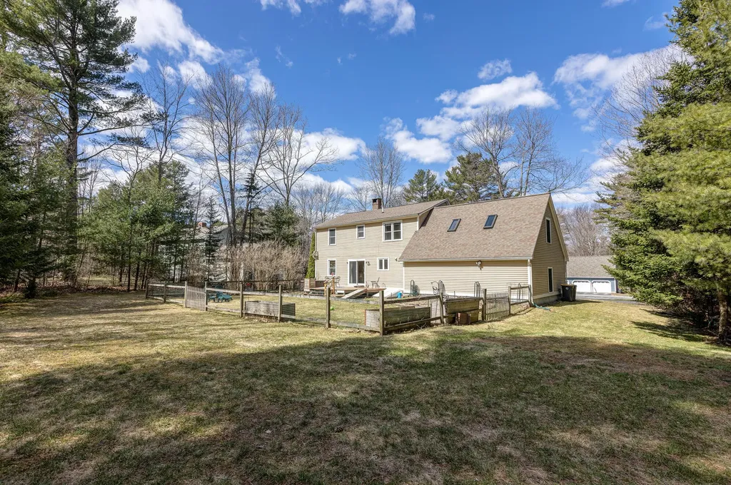 14 Windsor Pines Drive Scarborough ME 04074