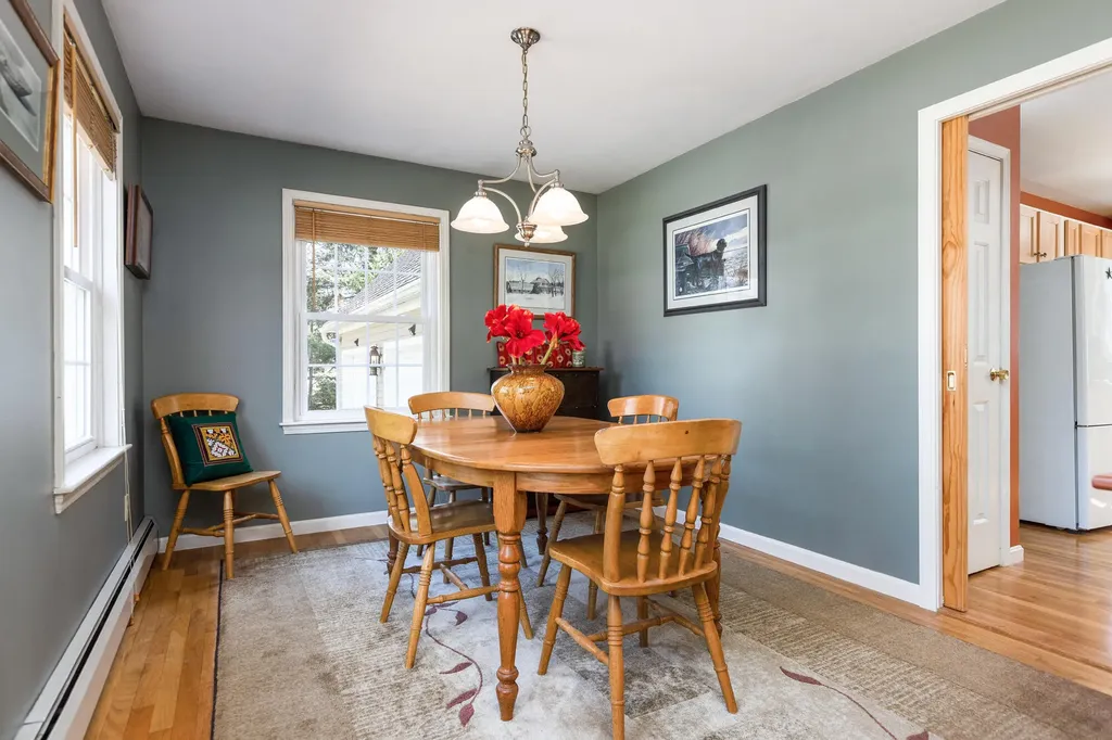 14 Windsor Pines Drive Scarborough ME 04074