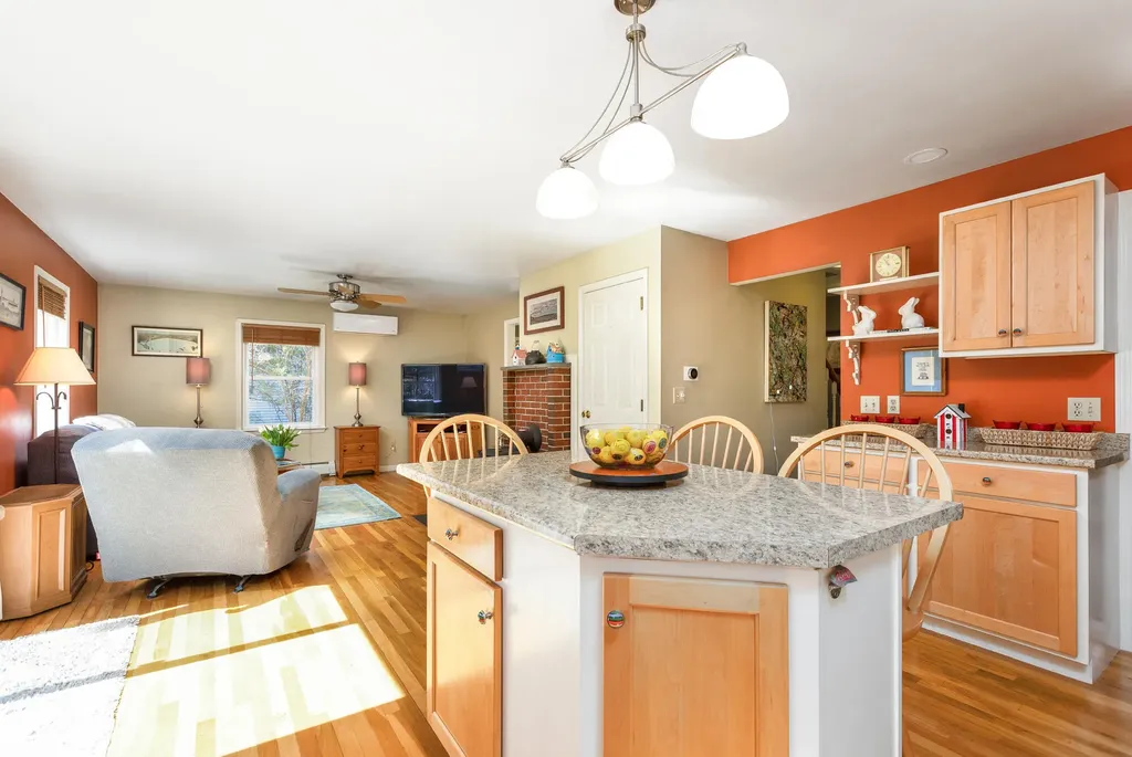 14 Windsor Pines Drive Scarborough ME 04074