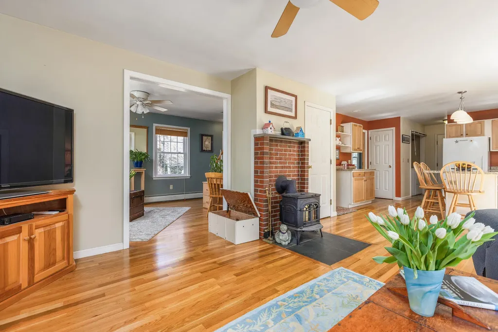 14 Windsor Pines Drive Scarborough ME 04074