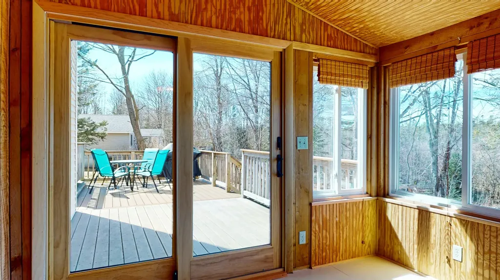 14 Thomas Drive Scarborough ME 04074
