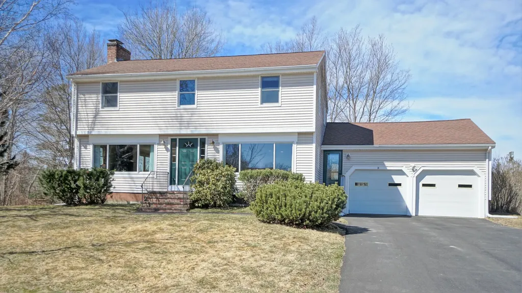 14 Thomas Drive Scarborough ME 04074