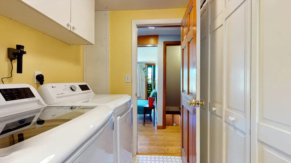 14 Thomas Drive Scarborough ME 04074