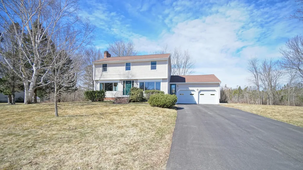14 Thomas Drive Scarborough ME 04074