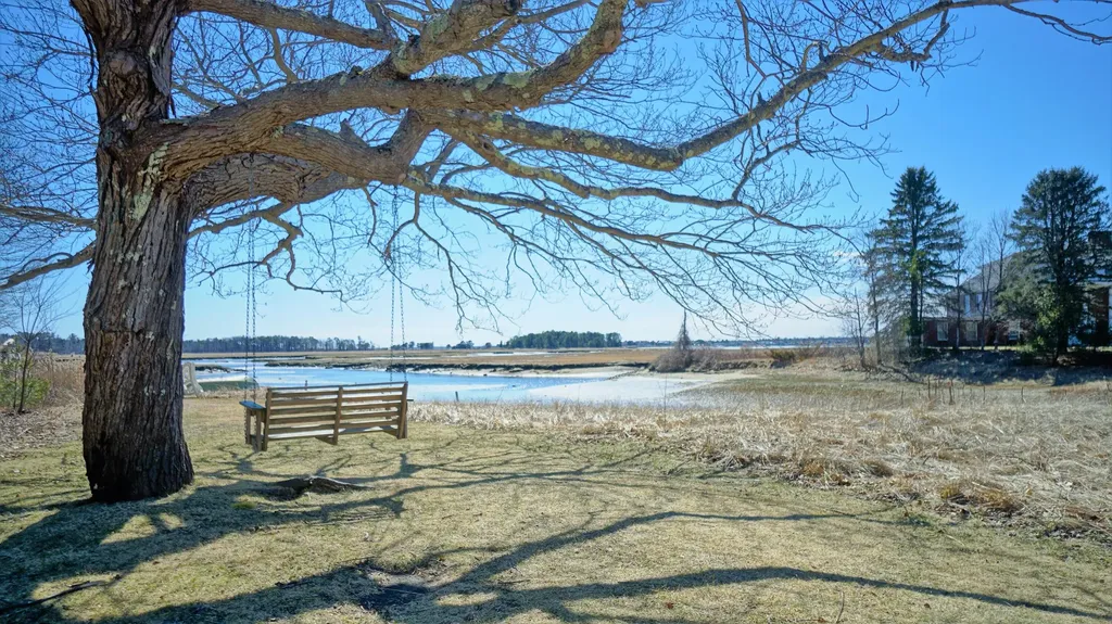 14 Thomas Drive Scarborough ME 04074