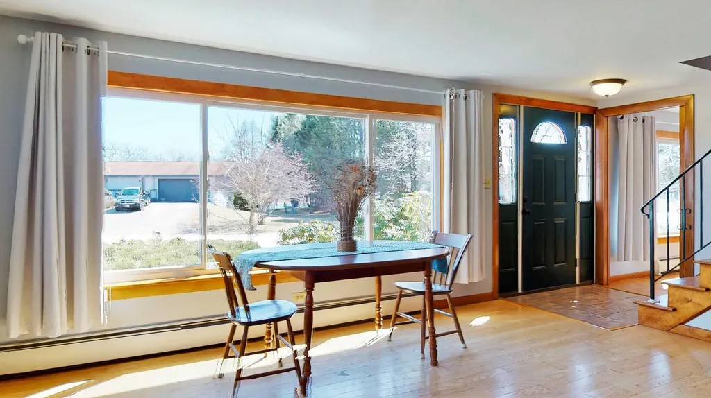 14 Thomas Drive Scarborough ME 04074