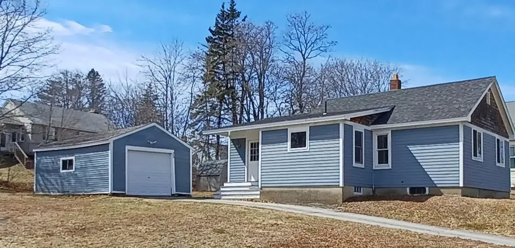 25 Allen Avenue Lewiston ME 04240