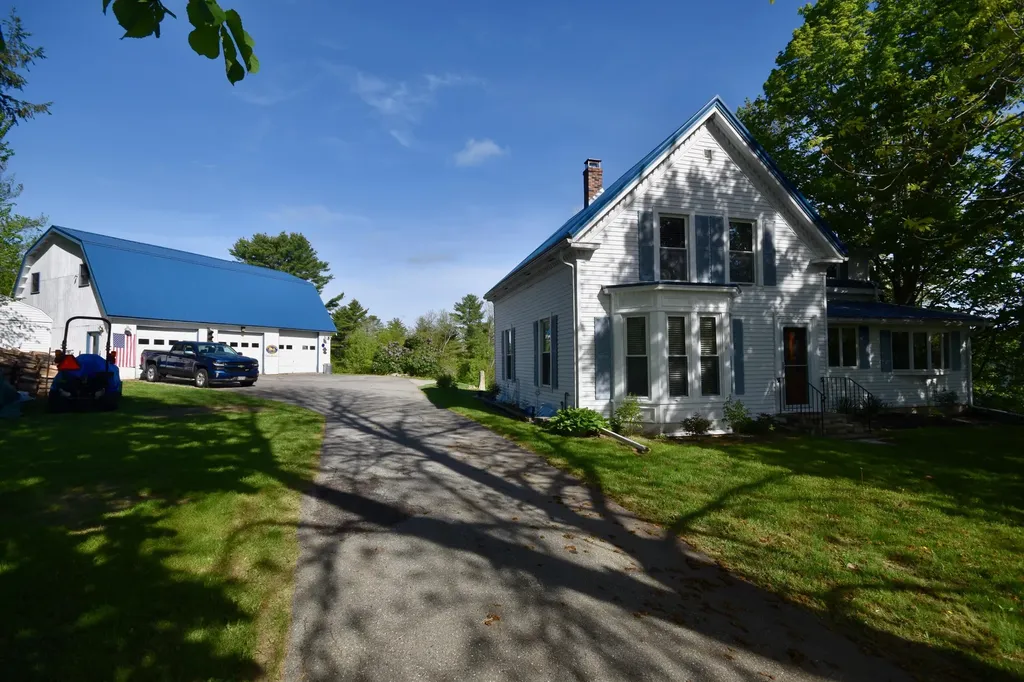 21 Ayer Hill Union ME 04862