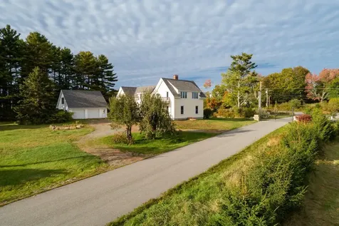 77 Watsons Reach Sullivan ME 04664