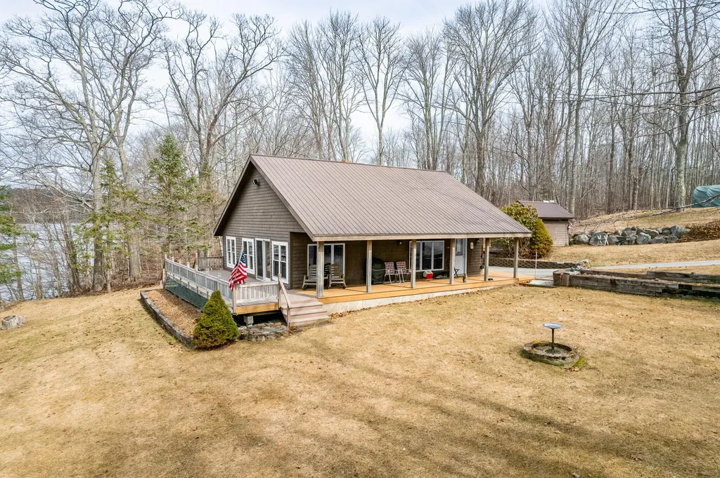 24 Abbotts Lane Verona Island ME 04416
