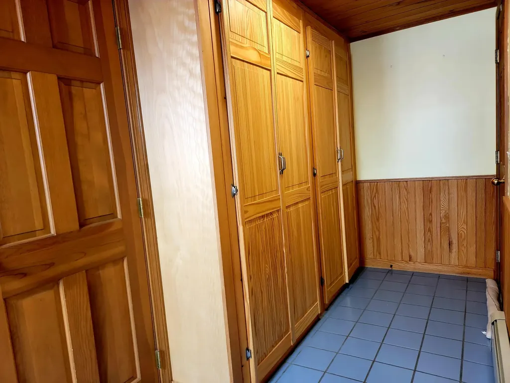 24 Abbotts Lane Verona Island ME 04416