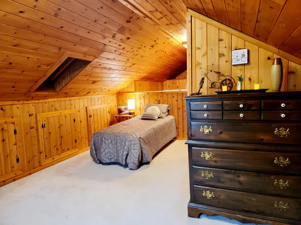 24 Abbotts Lane Verona Island ME 04416
