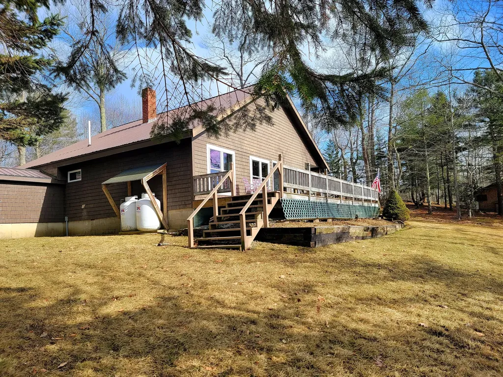 24 Abbotts Lane Verona Island ME 04416