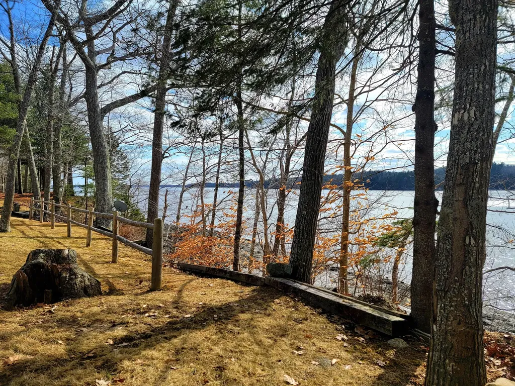 24 Abbotts Lane Verona Island ME 04416