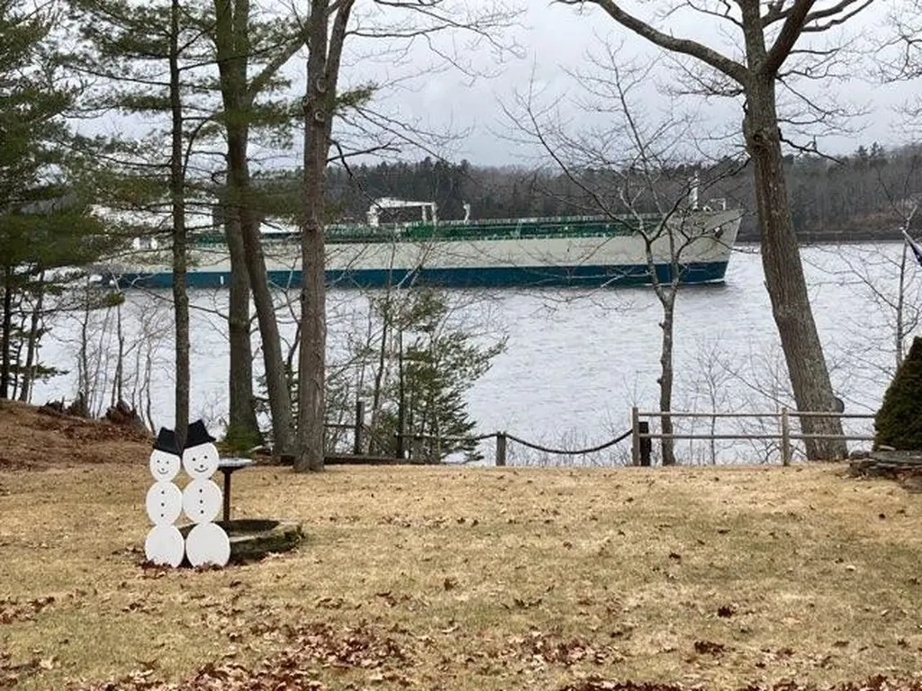 24 Abbotts Lane Verona Island ME 04416