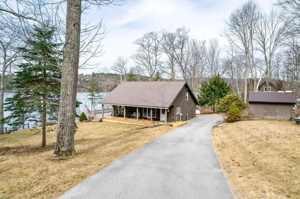24 Abbotts Lane Verona Island ME 04416