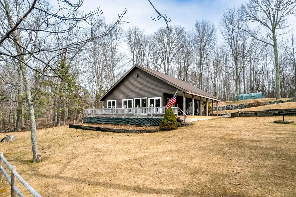 24 Abbotts Lane Verona Island ME 04416
