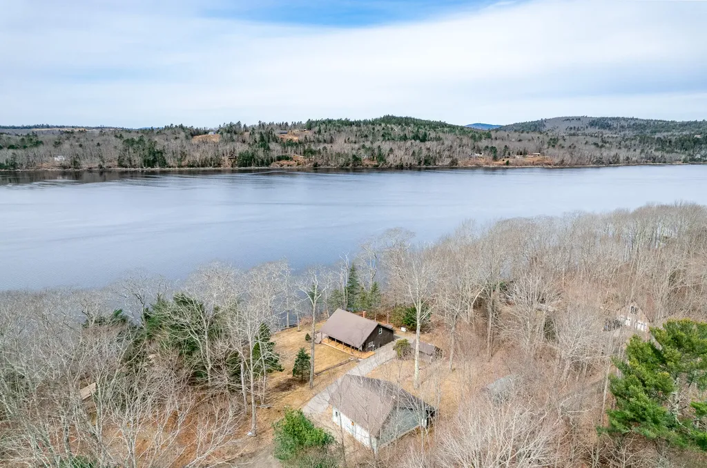 24 Abbotts Lane Verona Island ME 04416