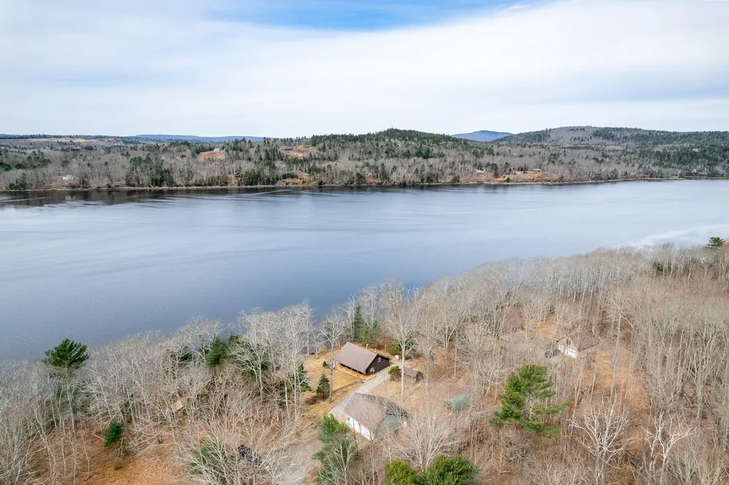 24 Abbotts Lane Verona Island ME 04416