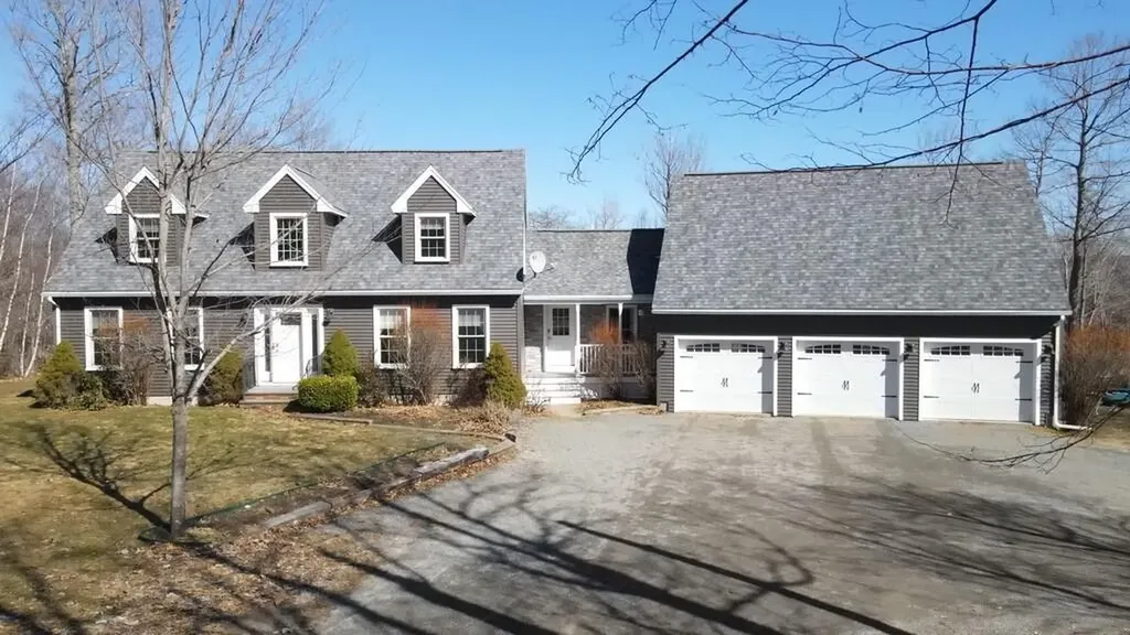 381 Mann Hill Road Holden ME 04429
