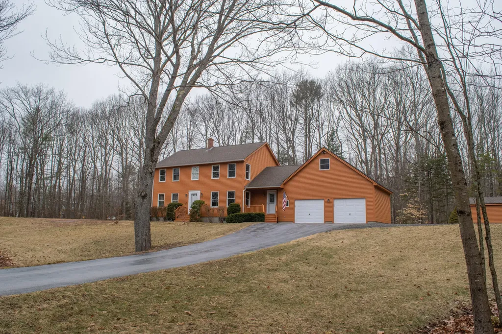 7 Picnic Hill Road Freeport ME 04032