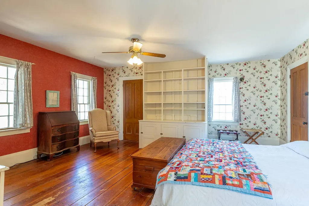 12 Knox Street Thomaston ME 04861