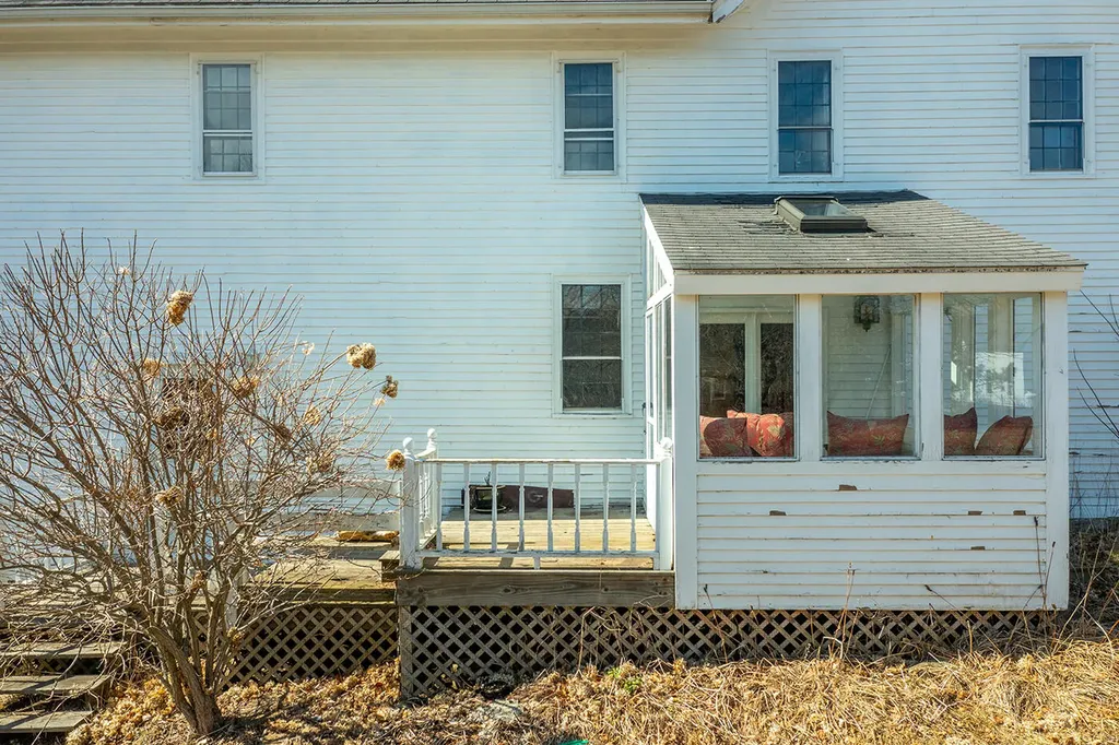 12 Knox Street Thomaston ME 04861