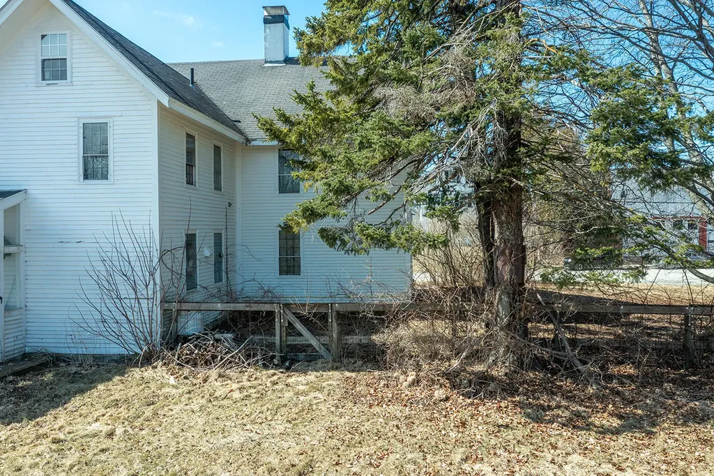 12 Knox Street Thomaston ME 04861