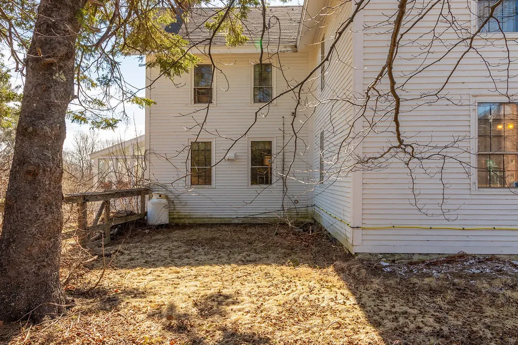 12 Knox Street Thomaston ME 04861