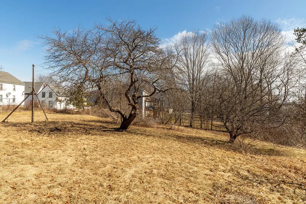 12 Knox Street Thomaston ME 04861
