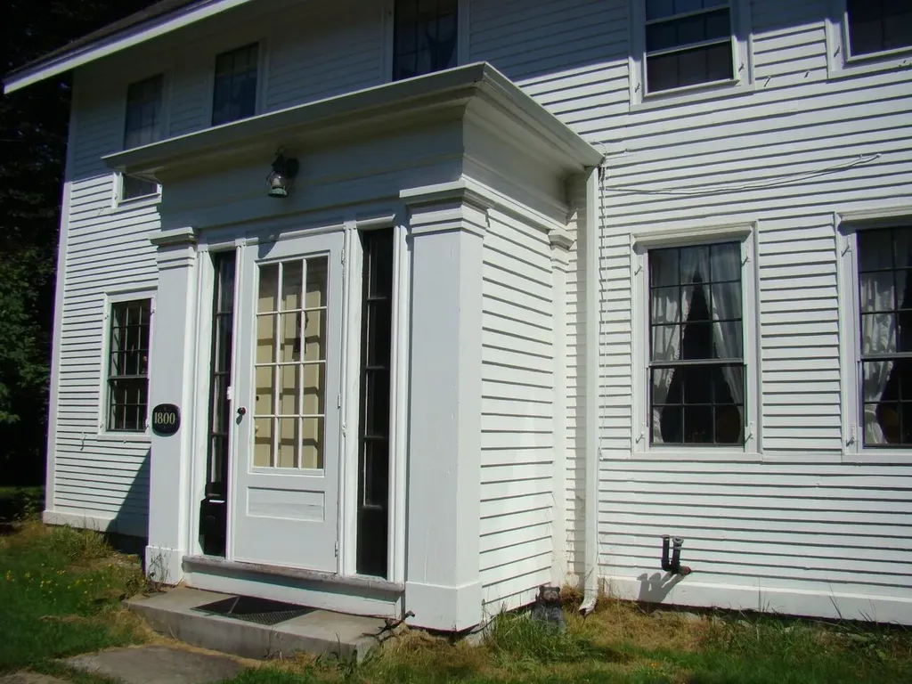 12 Knox Street Thomaston ME 04861