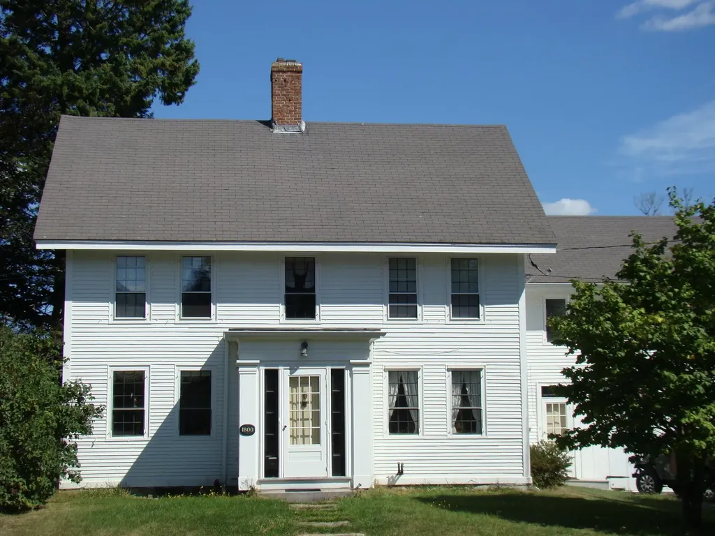12 Knox Street Thomaston ME 04861