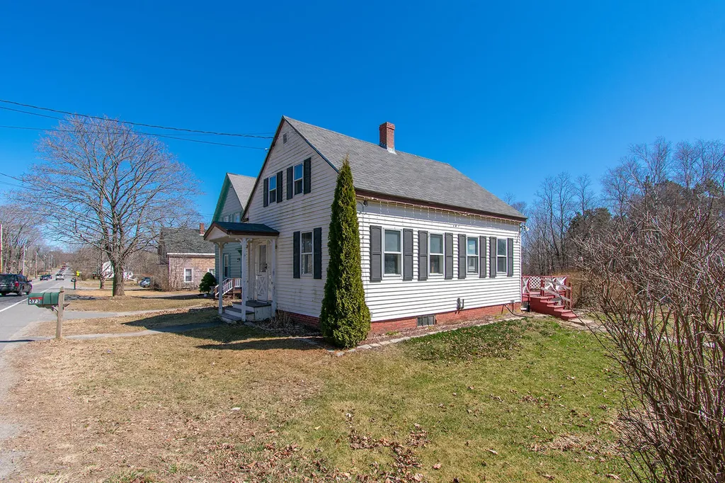 473 Old County Road Rockland ME 04841