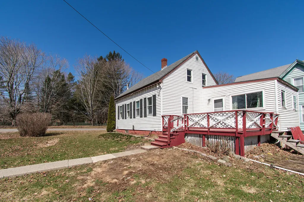 473 Old County Road Rockland ME 04841