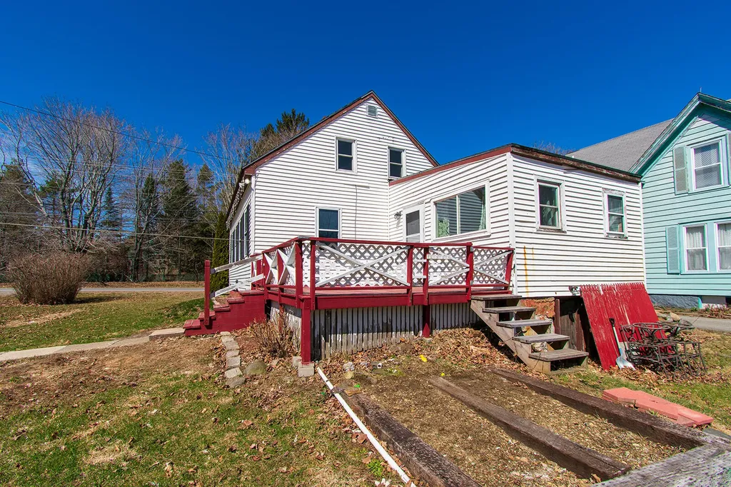 473 Old County Road Rockland ME 04841