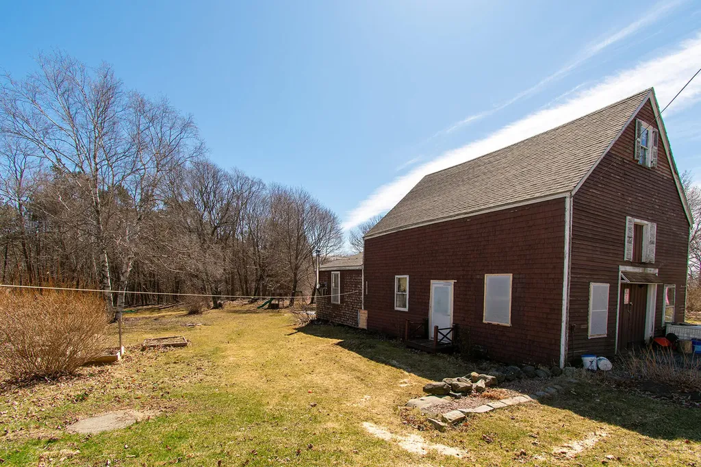 473 Old County Road Rockland ME 04841