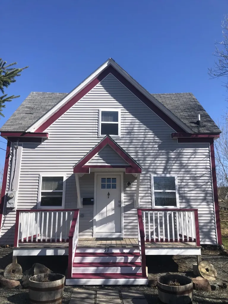 37 Adams Street Eastport ME 04631