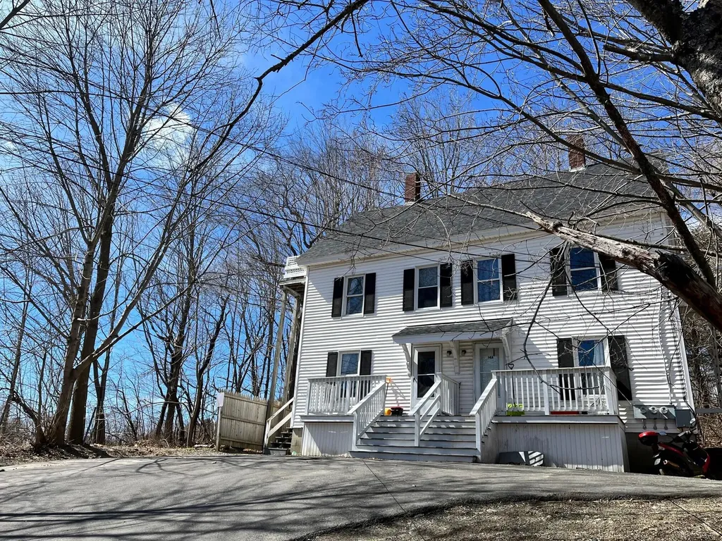 14 Main Street Topsham ME 04086