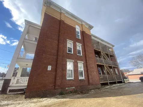 76 Ash Street Lewiston ME 04240
